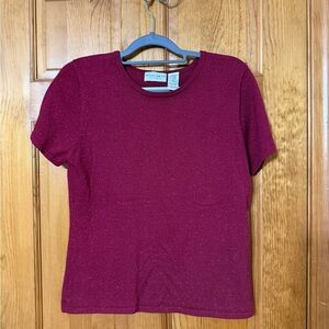 Jaclyn Smith Sparkling Maroon Short Sleeve Tee size Large